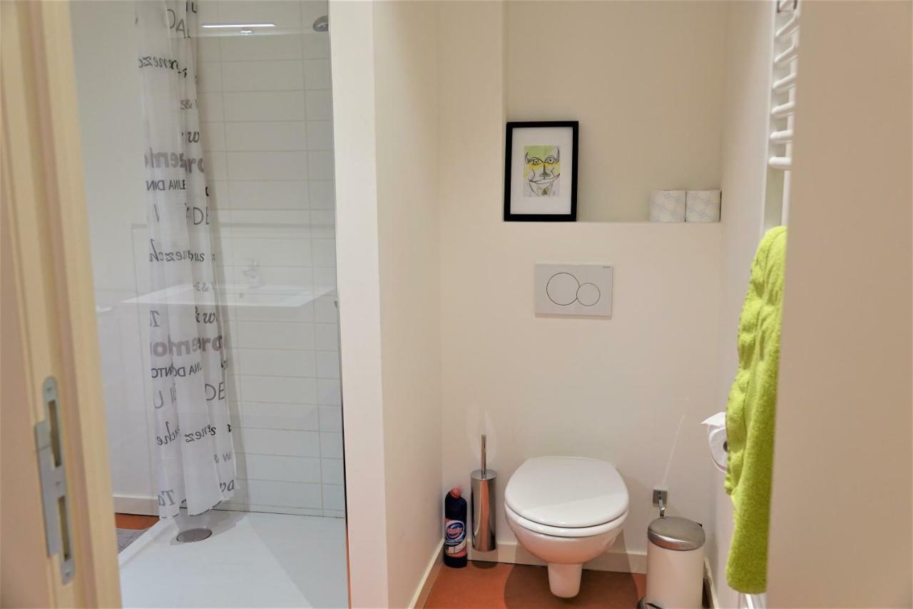 Urban Condo - Peacefull And Cozy Spot In Historical Center Antwerpen Bagian luar foto